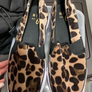 Shoes very comfy use it once !!! Fits for 8!!